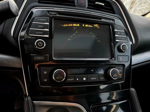 Used 2017 Nissan Maxima 3.5 SL image 40