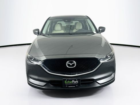 Used 2017 MAZDA CX-5 Touring FWD image 2
