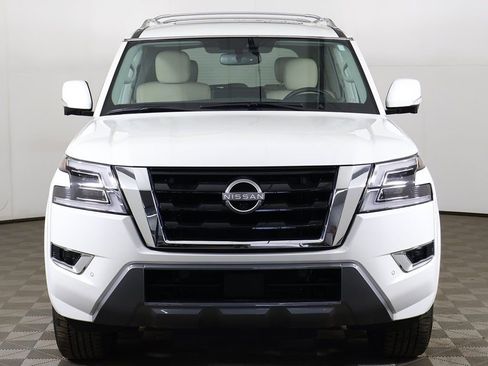 Used 2024 Nissan Armada SL w/ Captain's Chairs Package image 13