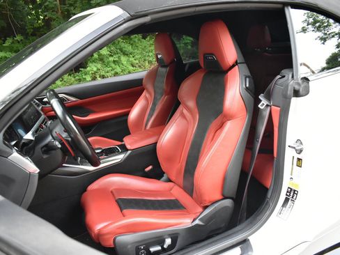 Used 2022 BMW M4 xDrive Competition AWD/4WD image 19