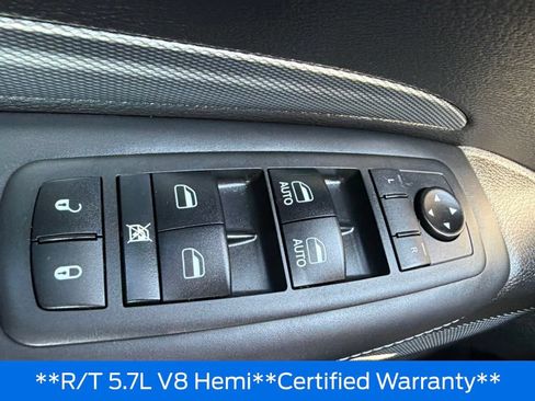 Used 2019 Dodge Durango R/T w/ Technology Group AWD/4WD image 13
