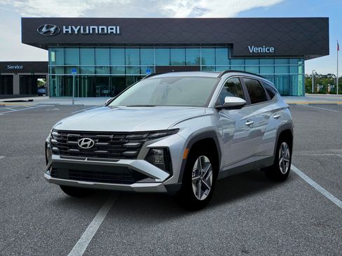 New 2026 Hyundai Tucson SEL FWD image 1