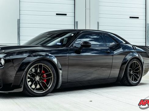 Used 2020 Dodge Challenger SRT Hellcat Redeye RWD image 38