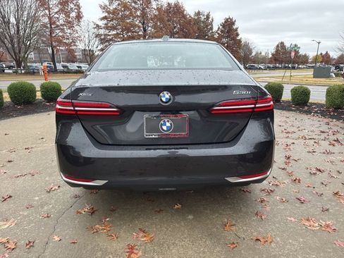 Certified 2024 BMW 530i xDrive w/ Convenience Package image 4