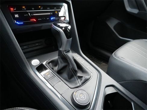 Certified 2023 Volkswagen Tiguan SE image 29