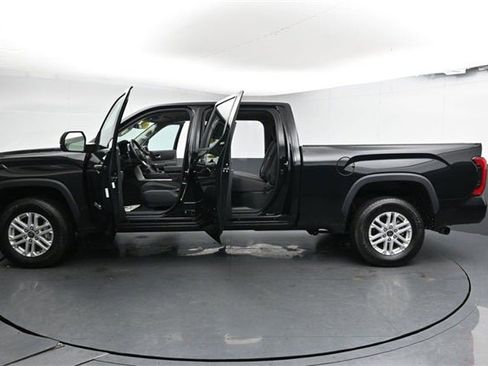 Used 2022 Toyota Tundra SR5 image 35