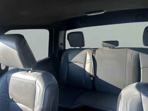 Used 2023 RAM 3500 Tradesman w/ Chrome Appearance Group image 11