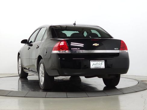 Used 2011 Chevrolet Impala LS FWD image 5