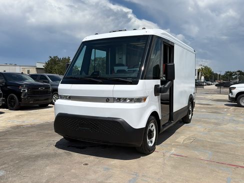 Used 2024 Chevrolet Brightdrop 400 w/ Commercial Equipment Package AWD/4WD image 16