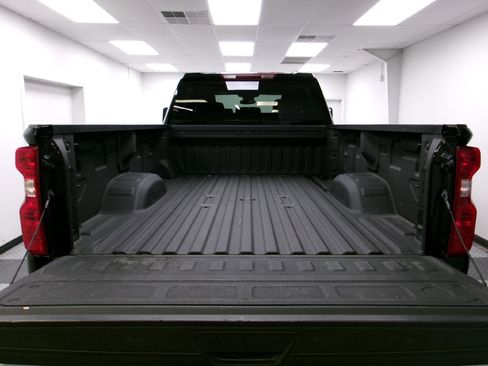Certified 2025 Chevrolet Silverado 2500 Custom w/ Custom Convenience Package image 11