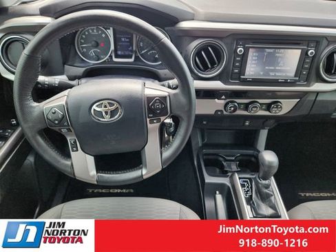 Used 2017 Toyota Tacoma SR5 w/ Tow Package image 28