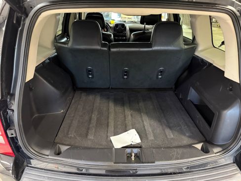 Certified 2016 Jeep Patriot High Altitude image 28