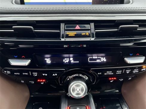 Used 2023 Acura MDX SH-AWD w/ Advance Package image 17