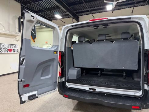 Used 2017 Ford Transit 150 XL image 21