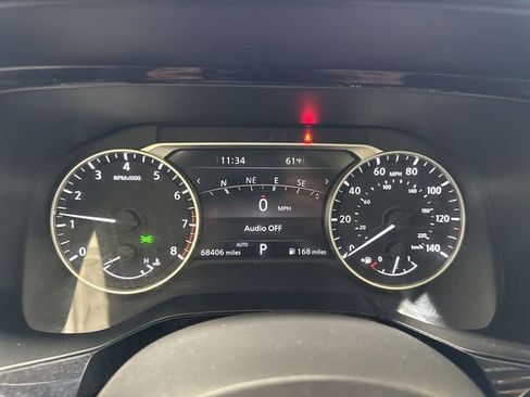 Used 2022 Nissan Pathfinder SL w/ SL Premium Package image 17