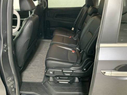 Used 2024 Honda Odyssey EX-L image 18