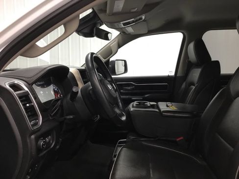 Used 2022 RAM 1500 Laramie w/ Off-Road Group AWD/4WD image 5