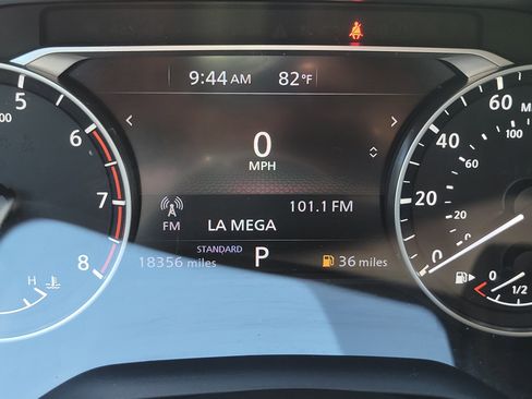 Used 2023 Nissan Rogue SV FWD image 21