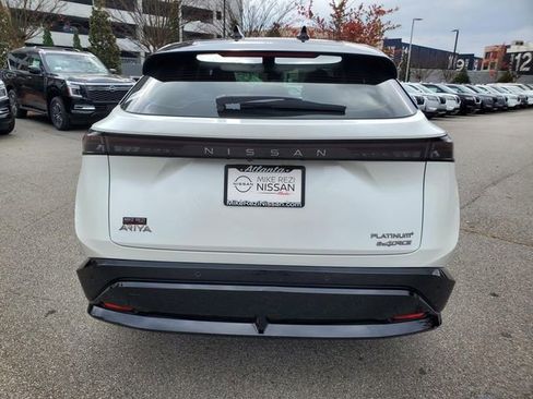 Certified 2023 Nissan Ariya image 5