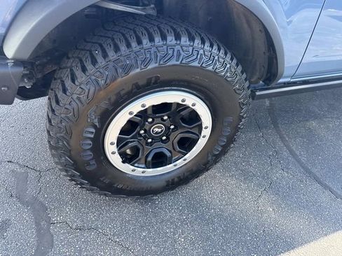 Used 2024 Ford Bronco Badlands w/ Sasquatch Package AWD/4WD image 13