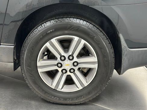 Used 2015 Chevrolet Traverse LT image 25