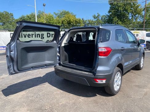 Used 2018 Ford EcoSport SE FWD image 4
