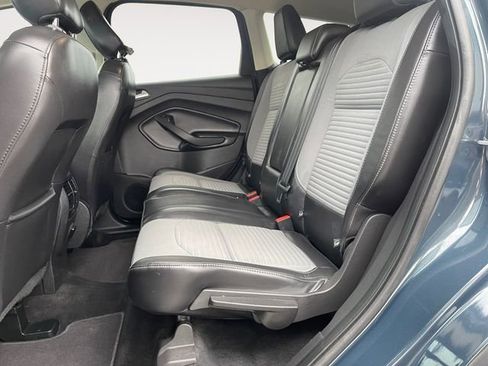 Used 2019 Ford Escape SE image 29