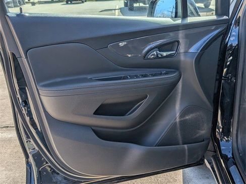 Certified 2022 Buick Encore Preferred image 12