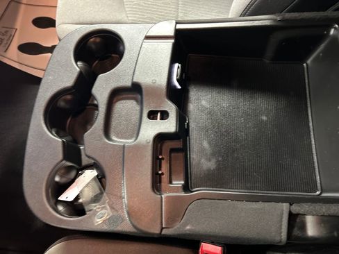 Used 2022 RAM 2500 Big Horn image 21