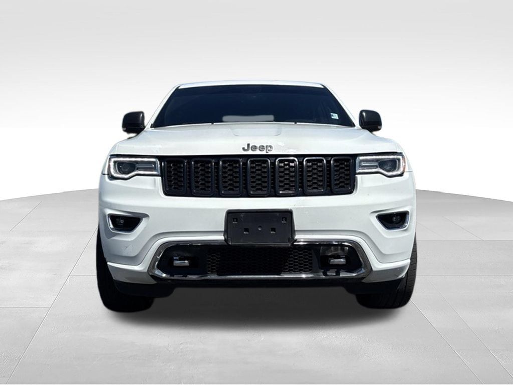 Used 2018 Jeep Grand Cherokee Overland AWD/4WD image 2