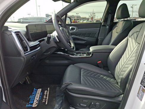Used 2025 Kia Sorento SX Prestige image 13