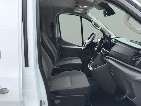 Used 2024 Ford Transit 350 XLT image 29