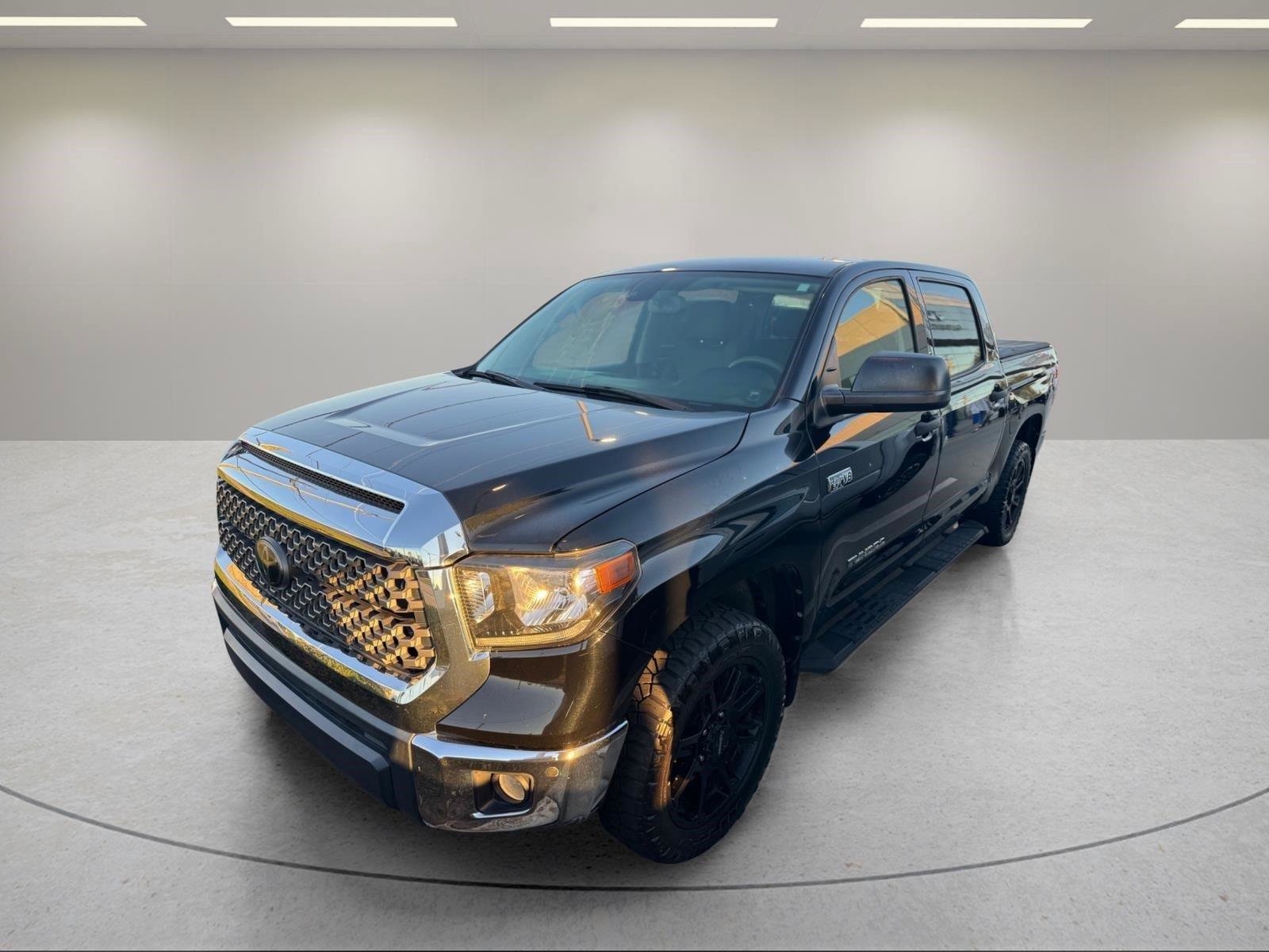 Used 2021 Toyota Tundra SR5 RWD image 1
