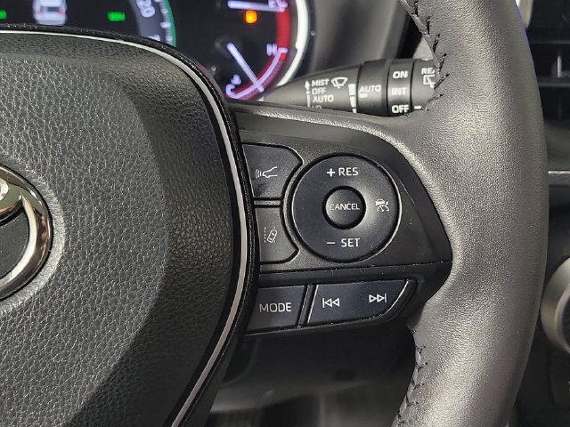 Used 2025 Toyota RAV4 XLE Premium w/ Weather Package FWD image 26