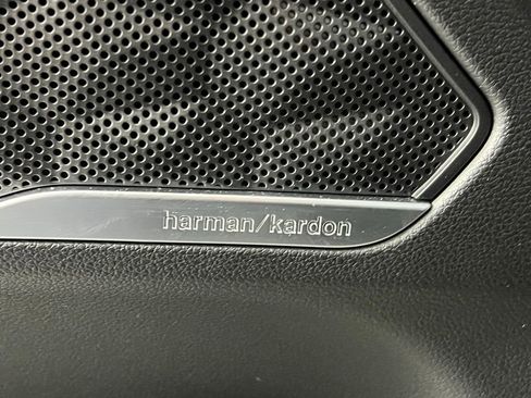 Used 2023 Hyundai Santa Fe Limited image 21