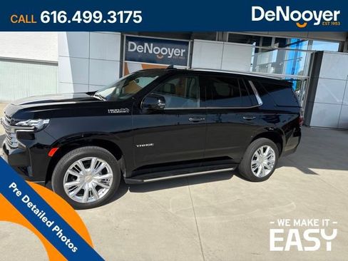 Used 2024 Chevrolet Tahoe High Country AWD/4WD image 1