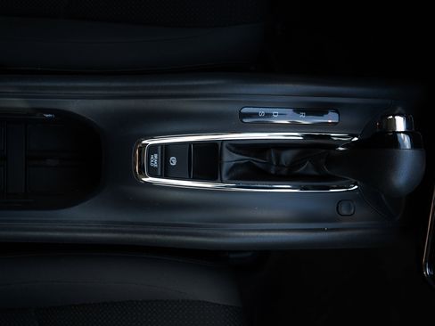 Used 2022 Honda HR-V EX image 29