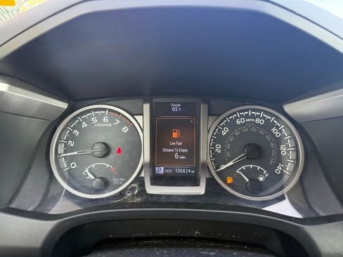 Used 2019 Toyota Tacoma SR5 image 13