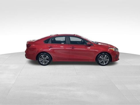 Certified 2023 Kia Forte LXS image 8