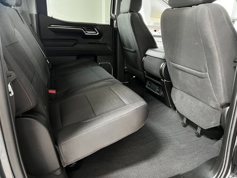 Used 2023 GMC Sierra 1500 SLE AWD/4WD image 23