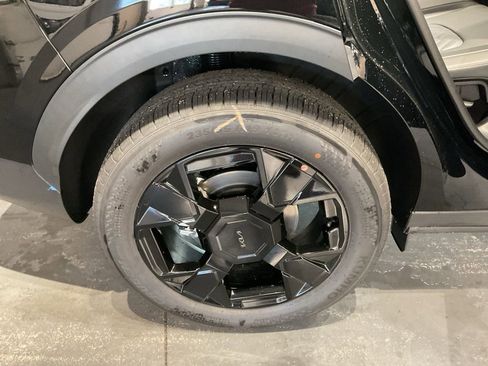 New 2026 Kia Sportage X-Line w/ X-Line Premium Package image 23