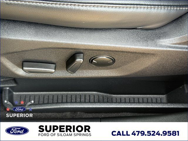 Used 2024 Ford Edge SEL AWD/4WD image 17