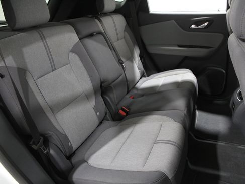 Used 2019 Chevrolet Blazer LT image 18