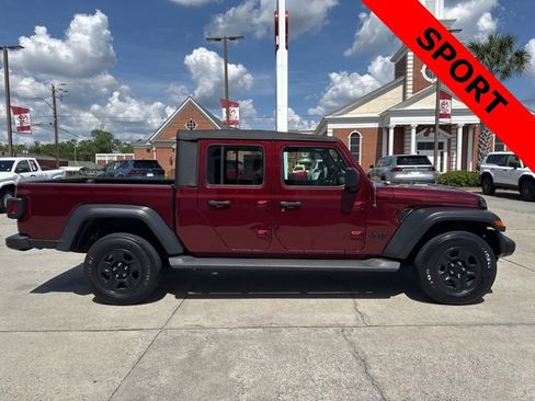 Used 2021 Jeep Gladiator Sport w/ Trailer Tow Package image 4