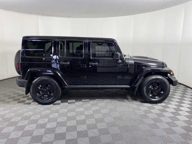 Used 2015 Jeep Wrangler Unlimited Sahara w/ Dual Top Group AWD/4WD image 5