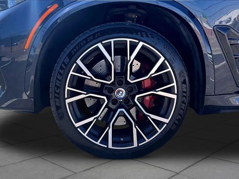 Used 2022 BMW X5 M w/ Competition Package 2 image 11
