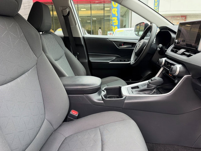 Certified 2024 Toyota RAV4 XLE AWD/4WD image 3