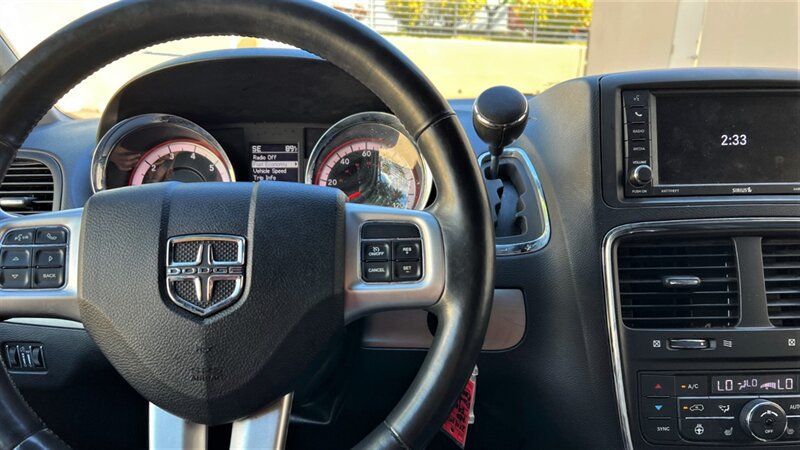 Used 2019 Dodge Grand Caravan GT FWD image 9