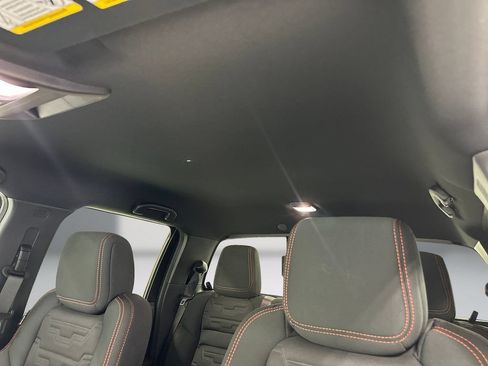 Used 2026 Nissan Frontier PRO-4X w/ Pro-4x Convenience Package AWD/4WD image 17