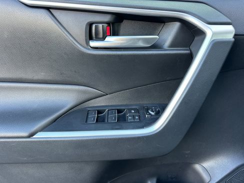 Used 2024 Toyota RAV4 XLE image 10